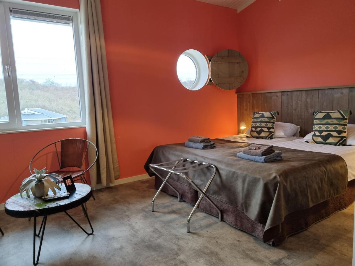 Beach Hotel Oostvoorne Bagian luar foto