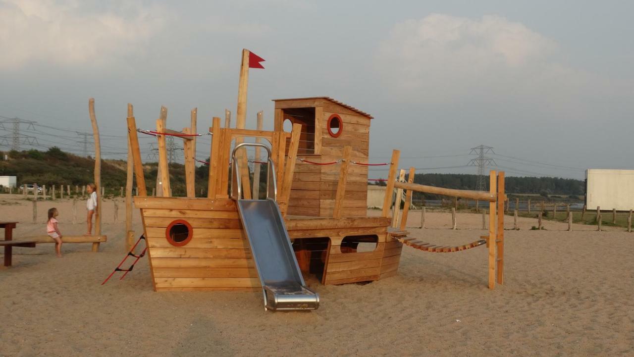 Beach Hotel Oostvoorne Bagian luar foto