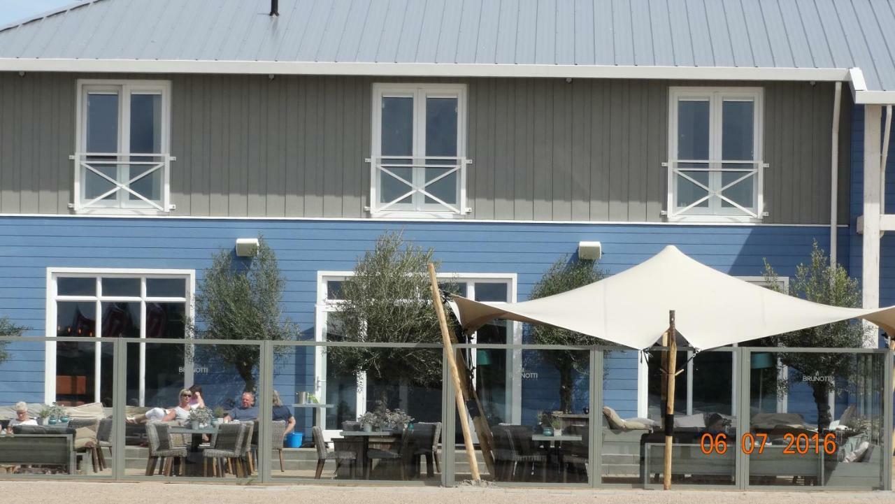Beach Hotel Oostvoorne Bagian luar foto