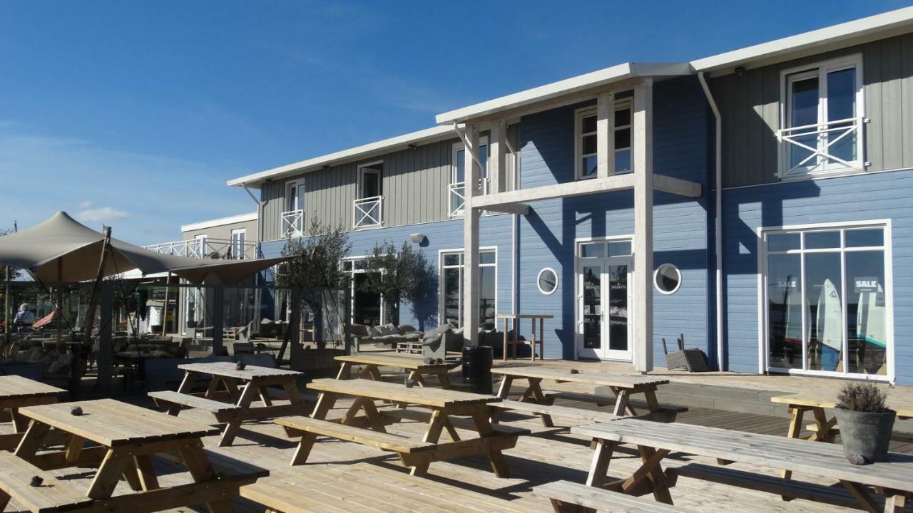 Beach Hotel Oostvoorne Bagian luar foto